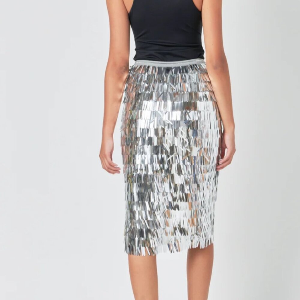 ENDLESS ROSE SILVER METALLIC FRINGE MIDI SKIRT NWT SZ Medium - Picture 3 of 10